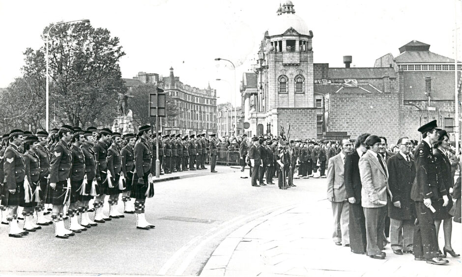 1978 - The Remembrance Day parade pictured at the War Memorial, Schoolhill, Aberdeen