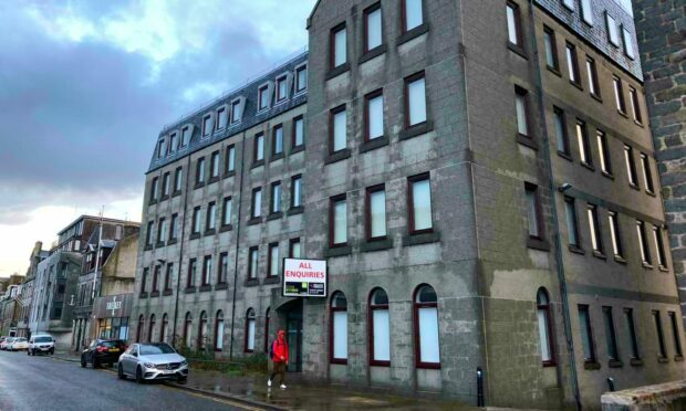 Cromarty House could be redeveloped as a 40-flat complex on the edge of Aberdeen Harbour