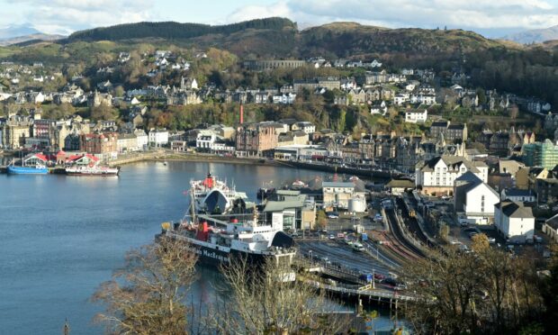 Oban Bay is currently unregualted and this arial photograph shows how busy the port is. It is hoped to intrduce a harbour athority.