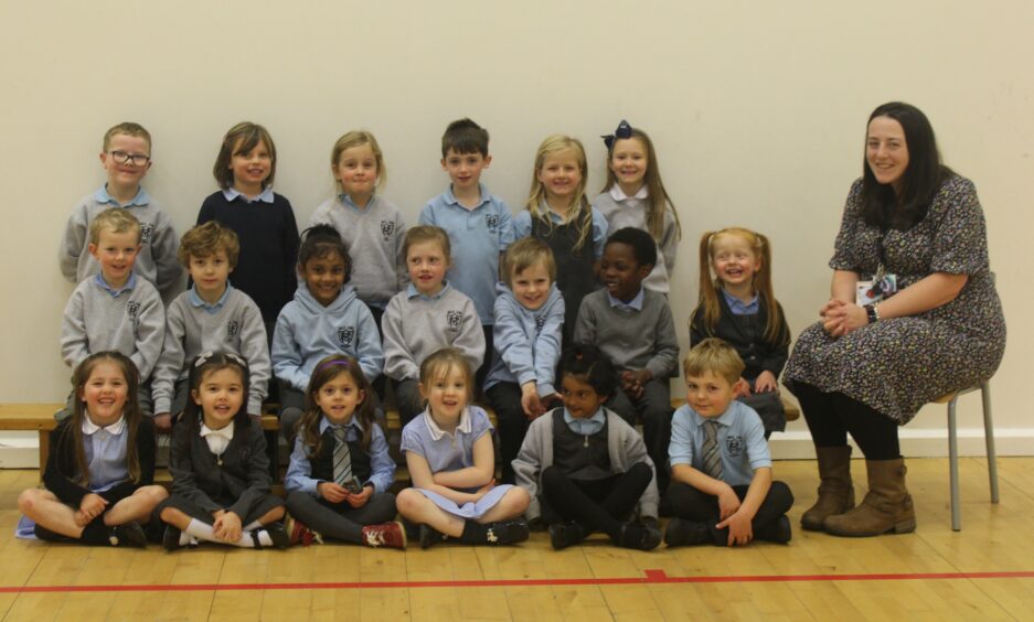 P1R6 at Mile End School.