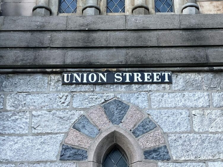 Union Street sign at Gilcomston Church