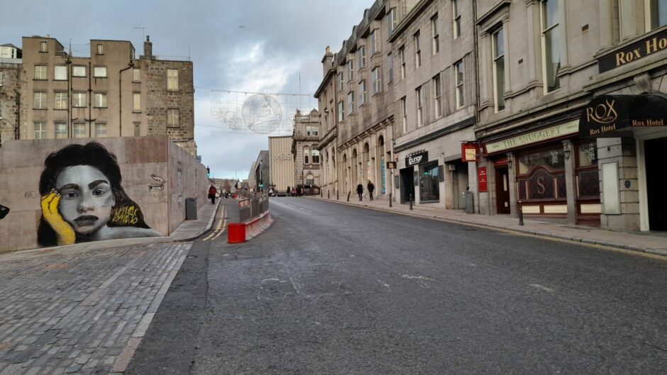 An Aberdeen new bus gate will be installed on Market Street