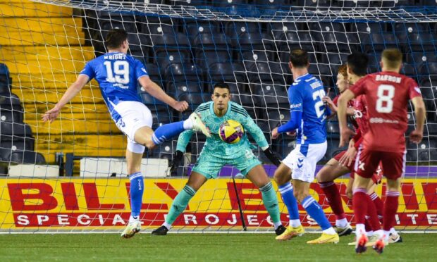 Joe Wright scores a header to make it 2-0 Kilmarnock against Aberdeen.  (Photo by Ross MacDonald / SNS Group)