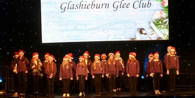 WATCH: Glashieburn Glee Club sing Winter Wonderland