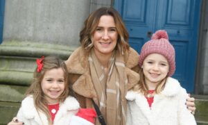 Gillian Farmer with her daughters Gracie and Isla as they arrive for the show. Image: Chris Sumner/ DC Thomson