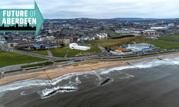 Aberdeen City Council will still plough on with traffic restrictions at the beach, despite numerous complaints from the public. Image: Kenny Elrick/ DC Thomson
