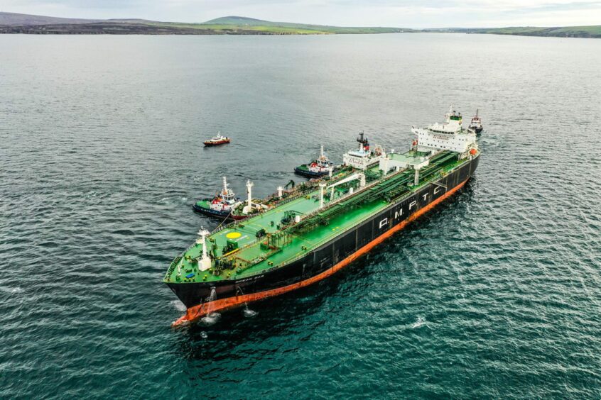 Gas Operations in Scapa Flow Orkney Harbours