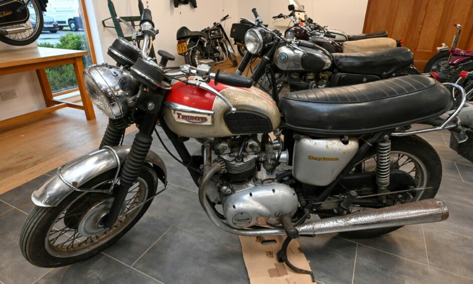 1971 Triumph Daytona 500cc with an estimated selling price of £3,300-£4,500.