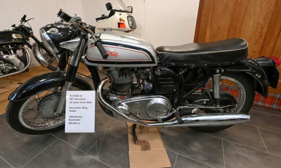 1964 Norton 650ss 650cc with an estimated selling price of £3,300-£4,500.