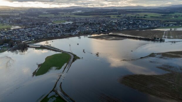 Flooding at Kintore, along the River Don last month. Image: Kenny Elrick/DC Thomson