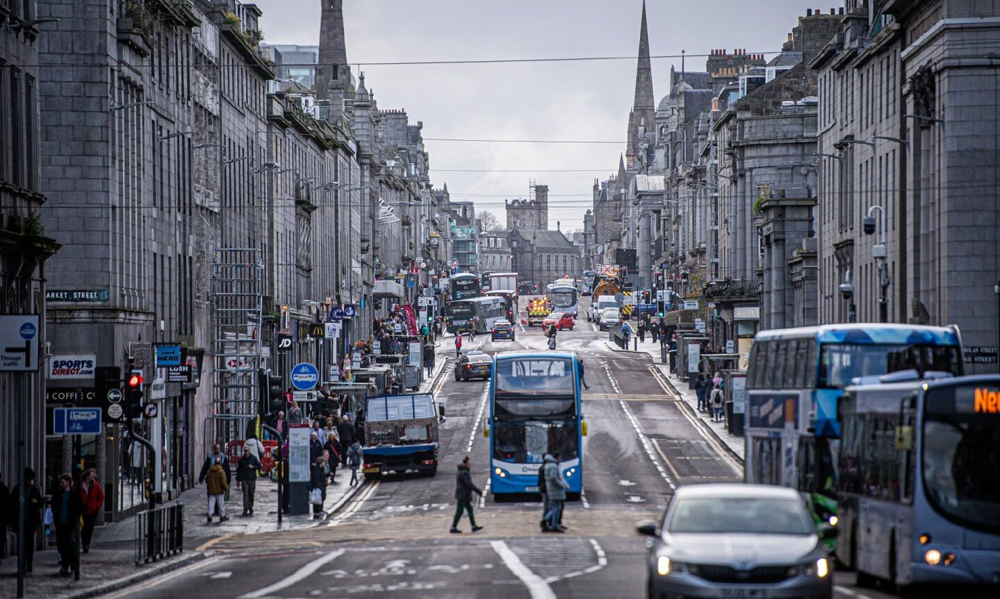 Union Street among more than 100 streets in the Aberdeen LEZ, designed to improve air quality. Image: Wullie Marr / DC Thomson