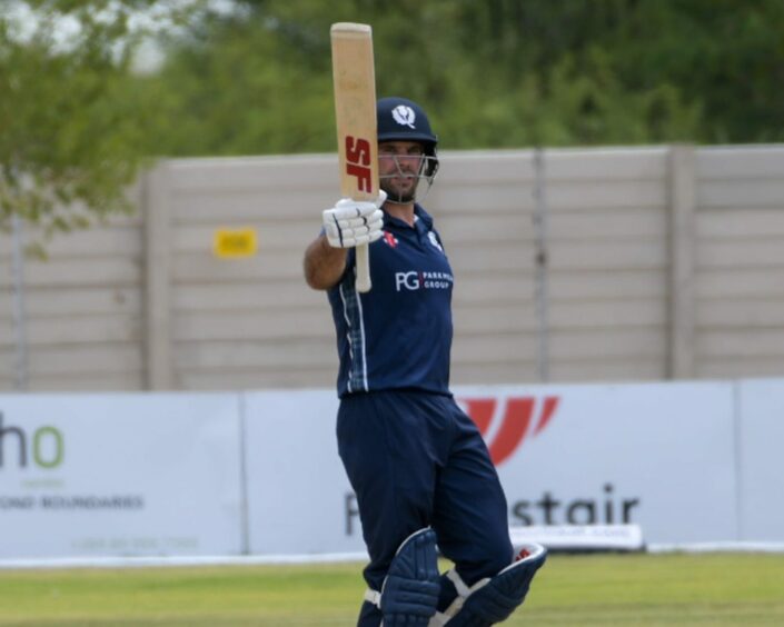 Kyle Coetzer acknowledges his 50 for Scotland against Namibia