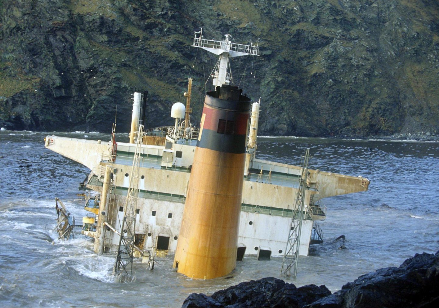 The Braer tanker sinking causing an oil spill in Shetland.