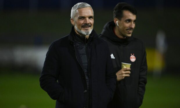Aberdeen manager JIm Goodwin before the Scottish Cup defeat at Darvel. Image: SNS