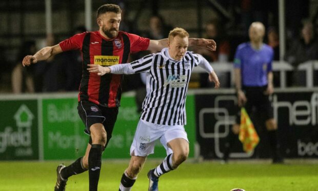 Russell Dingwall in action for Elgin City. Image: SNS
