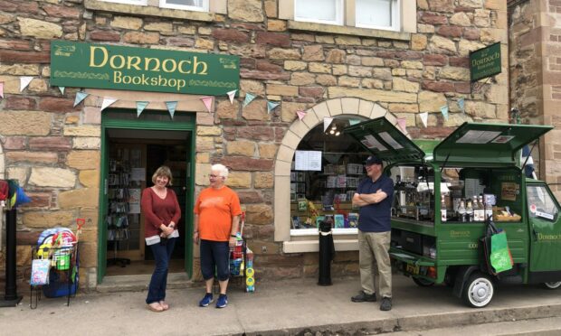 Crime writer Val McDermid, centre, after an author event with owners Maggie and Antony Hope at the Dornoch Bookshop.