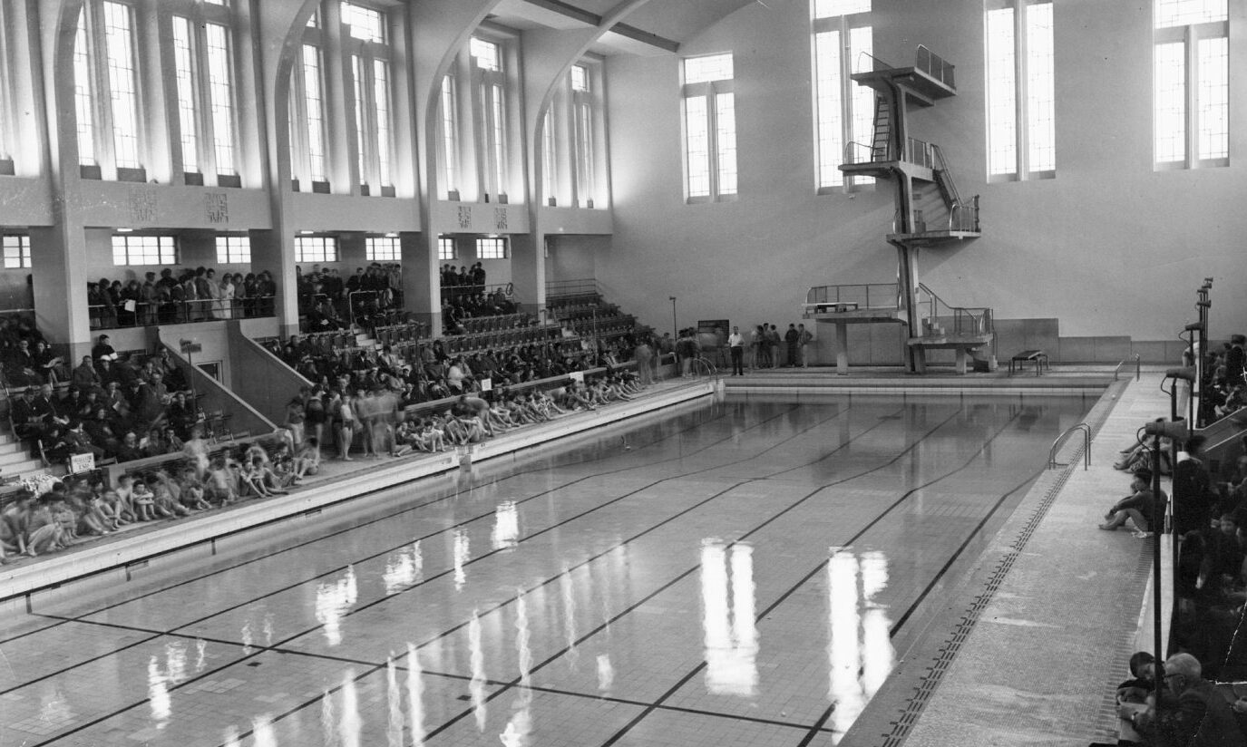 Jenny thinks her aquaphobia is linked back to childhood swimming lessons at Bon Accord Baths, Aberdeen, pictured here in 1967. Image: DC Thomson