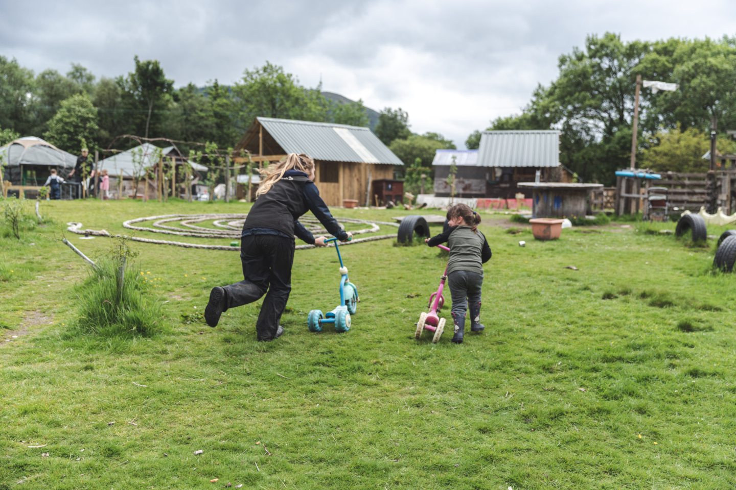 Learn the benefits of outdoor nurseries in the Highlands - Vimarsana News