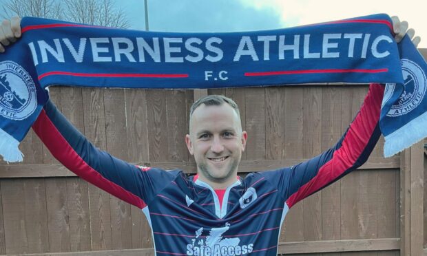 Striker John McLeod has joined Inverness Athletic.