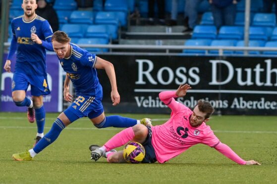 Cieran Dunne, left, in action for Cove Rangers against Raith Rovers. Image: Kenny Elrick/DC Thomson