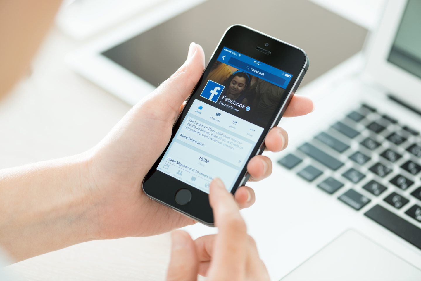 Dr Lydia Krexi and Dr A communicated over Facebook, as well as text and WhatsApp. Image: Shutterstock / Antlii