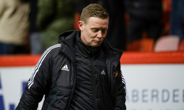 Aberdeen interim manager Barry Robson at full time in the 3-1 loss to St Mirren. (Photo by Ross Parker / SNS Group)
