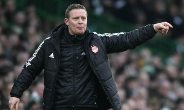 Interim Aberdeen manager Barry Robson. Image: SNS