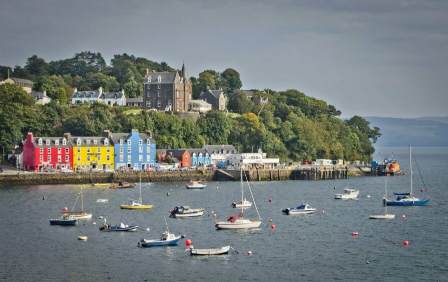 Tobermory town