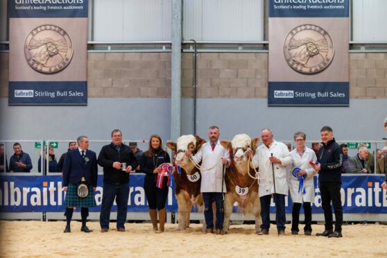 The supreme winners from Bannhill and Blackford with sponsors and judge Colin Fordyce.