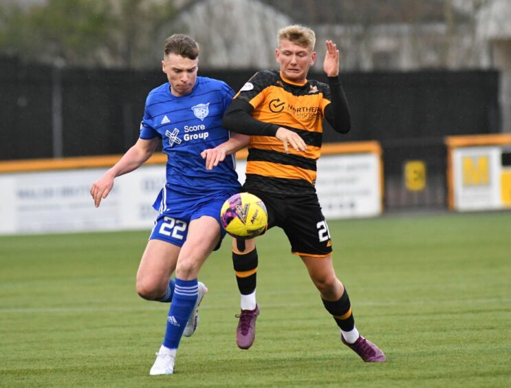 Jack Wilkie in action for Peterhead against Alloa Athletic. Image: Duncan Brown