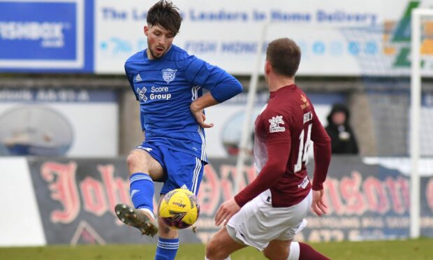 Layton Bisland in action for Peterhead against Kelty Hearts. Image: Duncan Brown