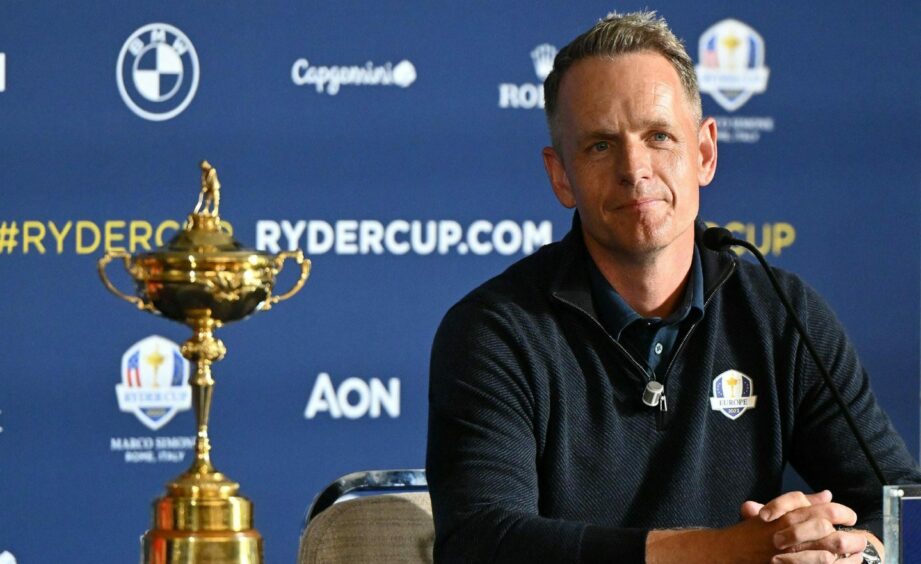 Luke Donald with trophy.