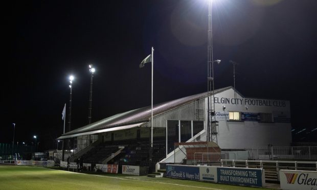 Elgin City are set to play their first game since September 30 when Stenhousemuir come calling on Tuesday. The Warriors have also not played since that afternoon. Image: SNS Group