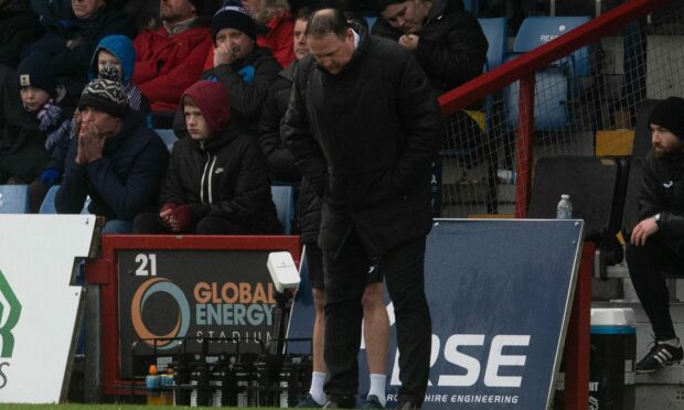 Ross County manager Malky Mackay is dejected during a cinch Premiership match between Ross County and Motherwell. Image: SNS