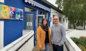 Chris and Sarah Dowling teach Inverness pupils about money management.
