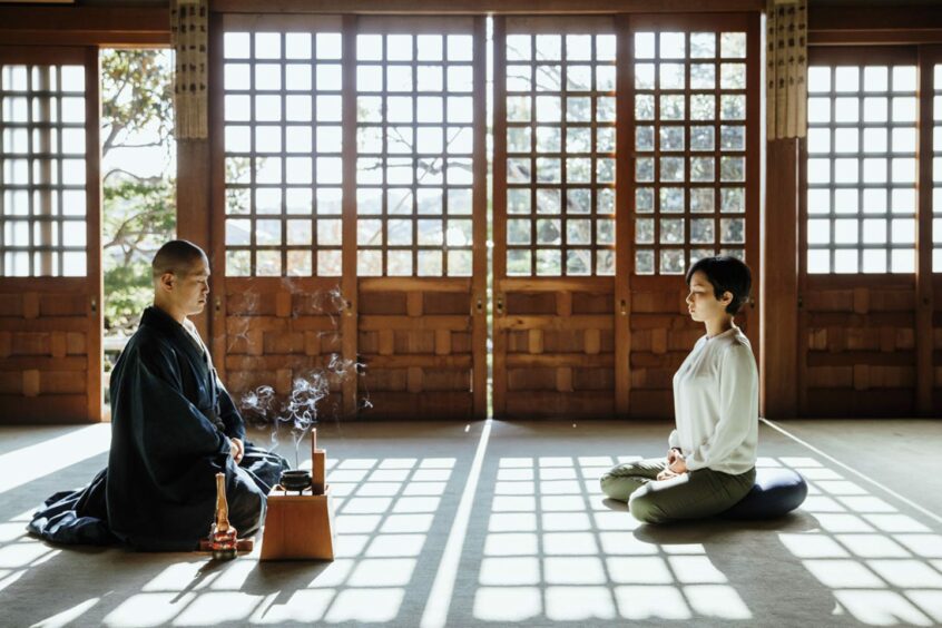 Yokohama has many temples where locals and visitors can practise Zen meditation