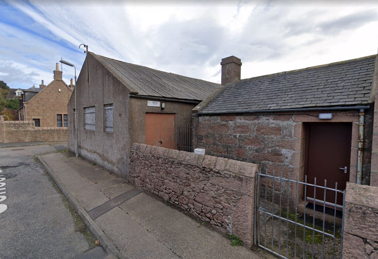 Banchory art studio row at millionaire's mansion