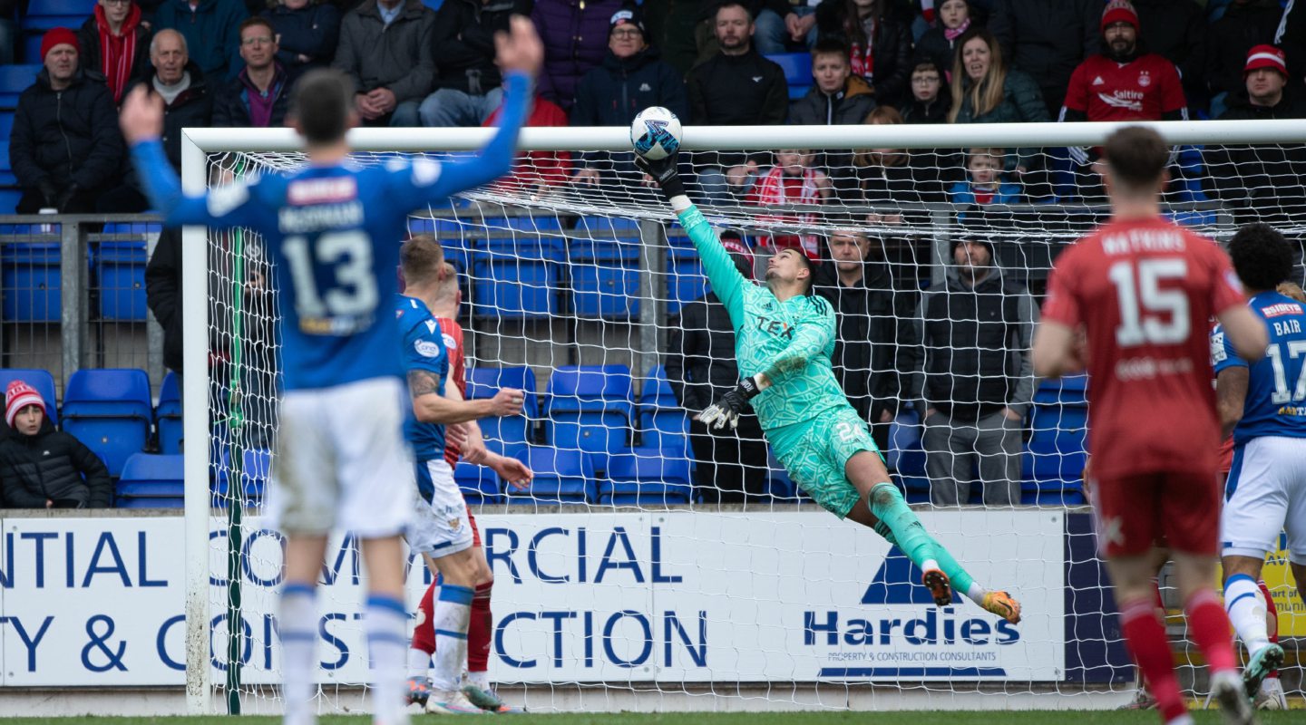 Aberdeen's Kelle Roos makes an important save at the end of the match against St Johnstone.