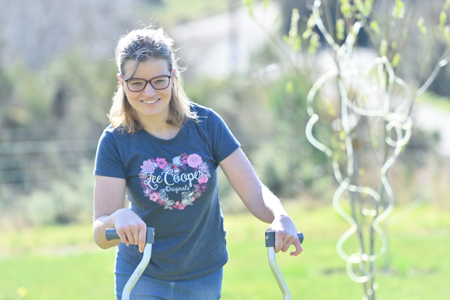 Martyna uses two tripod crutches to help her get about. Image: Jason Hedges/DC Thomson