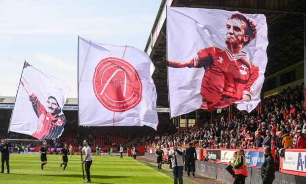 Flags paying tribute to the Gothenburg Greats were on display before kick-off at Pittodrie. Image:  Darrell Benns/DC Thomson