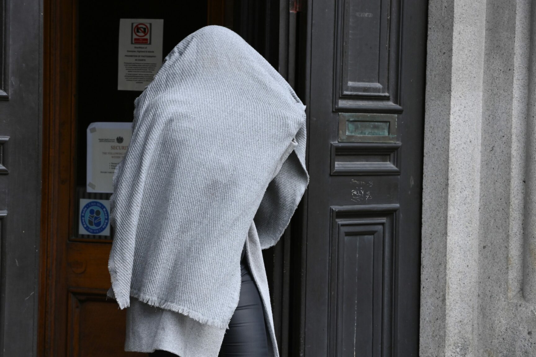 Women Posed As Underage Girls To Blackmail Men Out Of £122,000