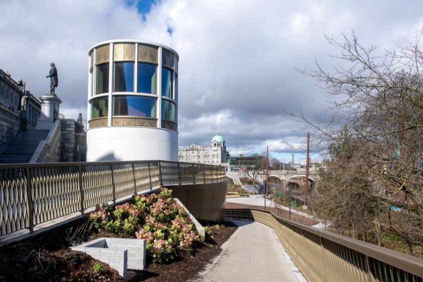 The Burns pavilion in Union Terrace Gardens, Aberdeen, remains empty. More than 400 days have passed since the deadline for notes of interest from would-be tenants. Image: Kath Flannery/DC Thomson.