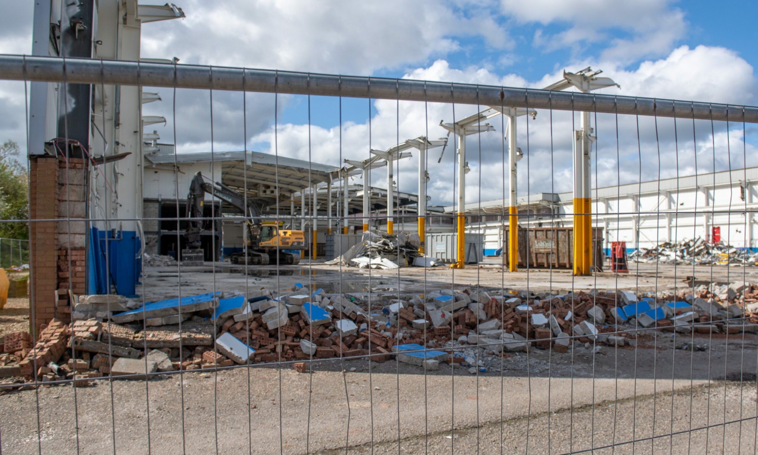 The Baker Hughes complex mid-way through being knocked down. It is now an abandoned Aberdeen site