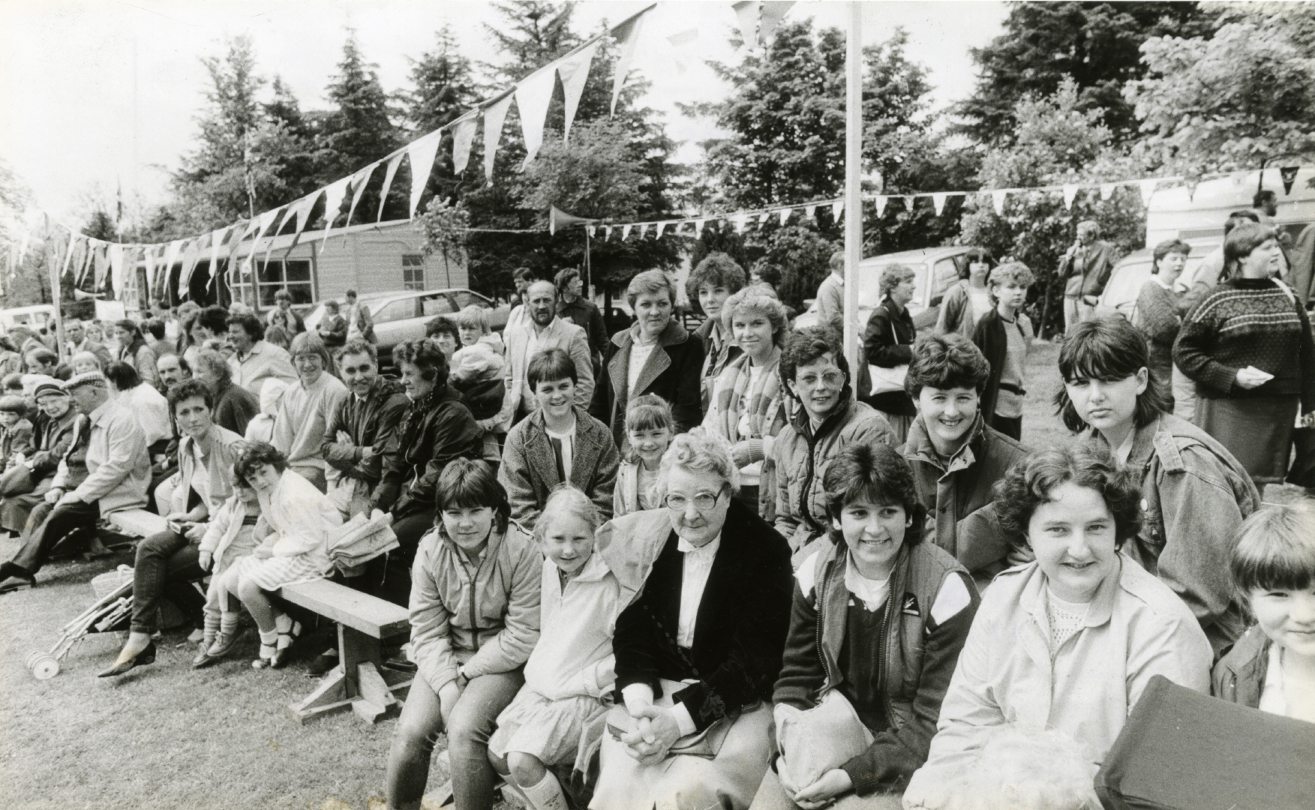 The crowd at Meldrum Sports in 1985