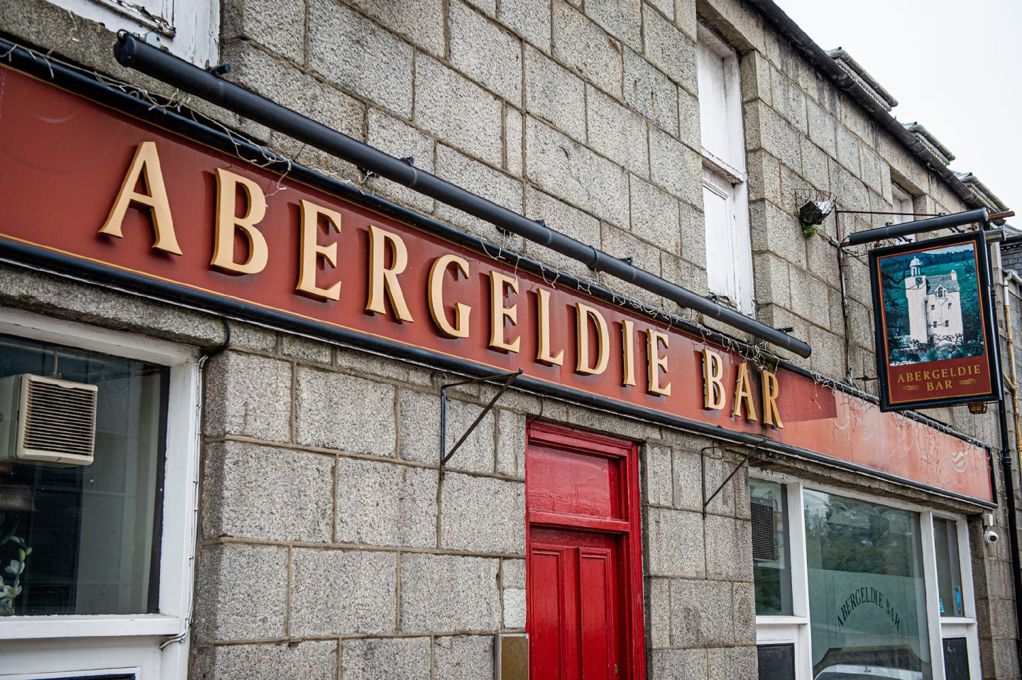 'It was meant as fun' Aberdeen pub apologises over man in blackface at