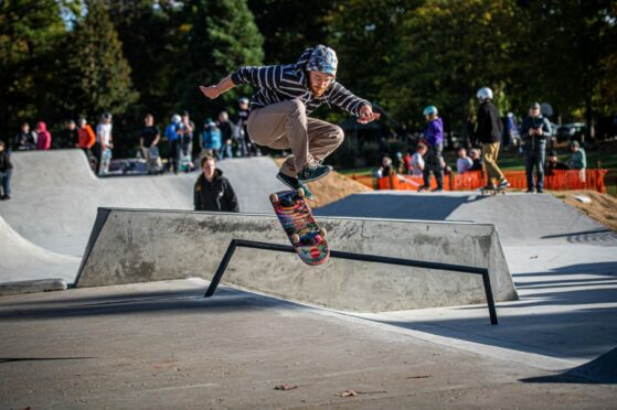 Parking spaces in Banchory town centre to be removed over fears a traffic bottleneck could lead to cars hurtling down a 40ft embankment into the new skate park. Image: Wullie Marr/DC Thomson