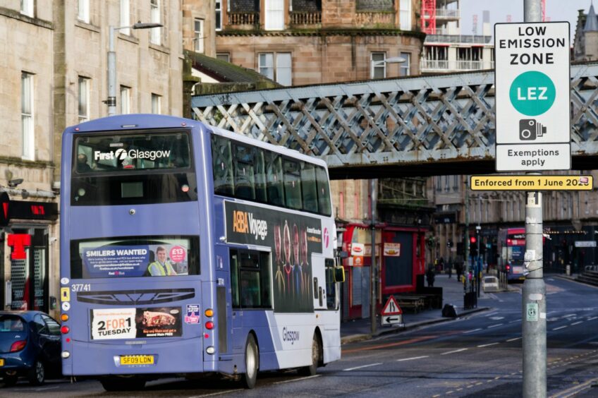 A sign erected in Glasgow for the city's LEZ, which will be enforced in Aberdeen this year