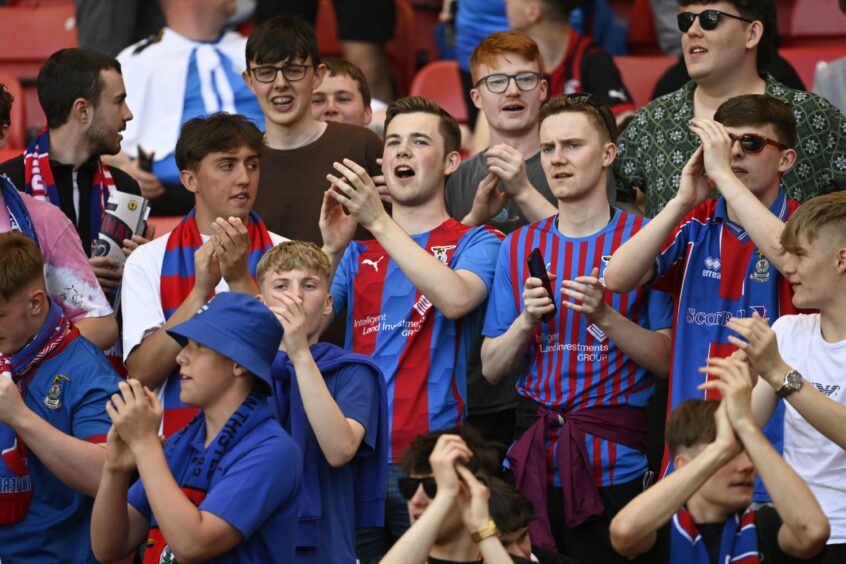 Caley Thistle fans