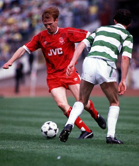 Alex McLeish wearing the 1987/88 club strip in the 1990 Scottish Cup final v Celtic. 