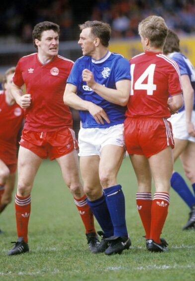 Jim Bett wearing Aberdeen's 1986/87 home kit.